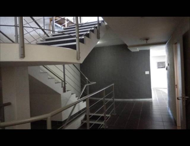 800M² OFFICE RENTED IN TYGER VALLEY